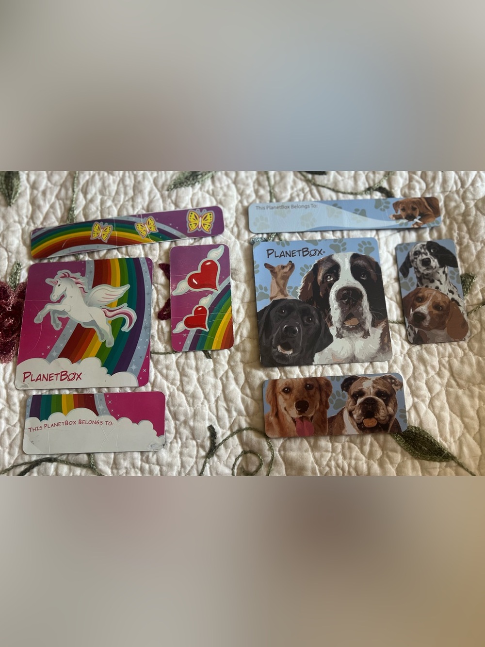 PlanetBox Rover Lunch Box Magnet Set Unicorn and Dogs Flaw Read